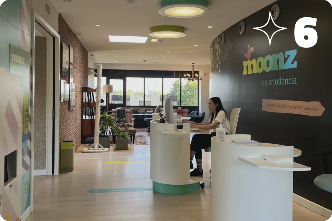 En la edad adulta: nunca es tarde para mejorar tu sonrisa